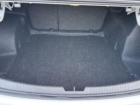 Used 2024 Chevrolet Malibu LT image 29