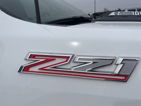 Used 2024 Chevrolet Silverado 2500 LT w/ Convenience Package image 11