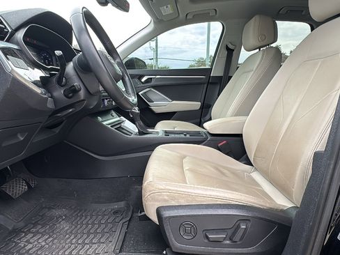 Used 2019 Audi Q3 2.0T Premium Plus image 9