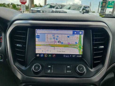 Used 2023 GMC Acadia AT4 w/ Technology Package AWD/4WD image 10