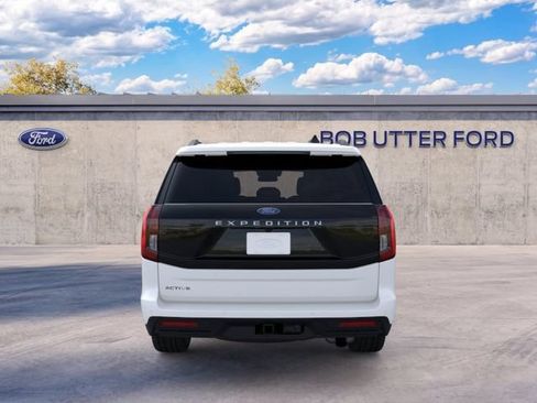 New 2025 Ford Expedition Active RWD image 5