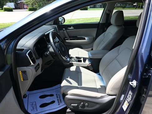Used 2021 Kia Sportage EX FWD image 27