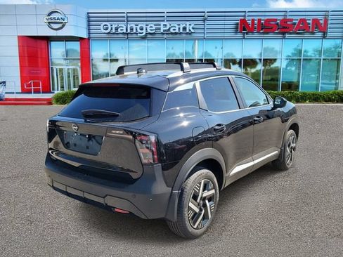 New 2026 Nissan Kicks SV w/ Cold Weather Package FWD image 2