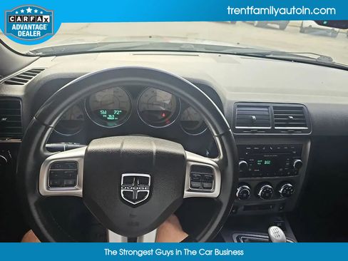 Used 2014 Dodge Challenger R/T Plus image 17