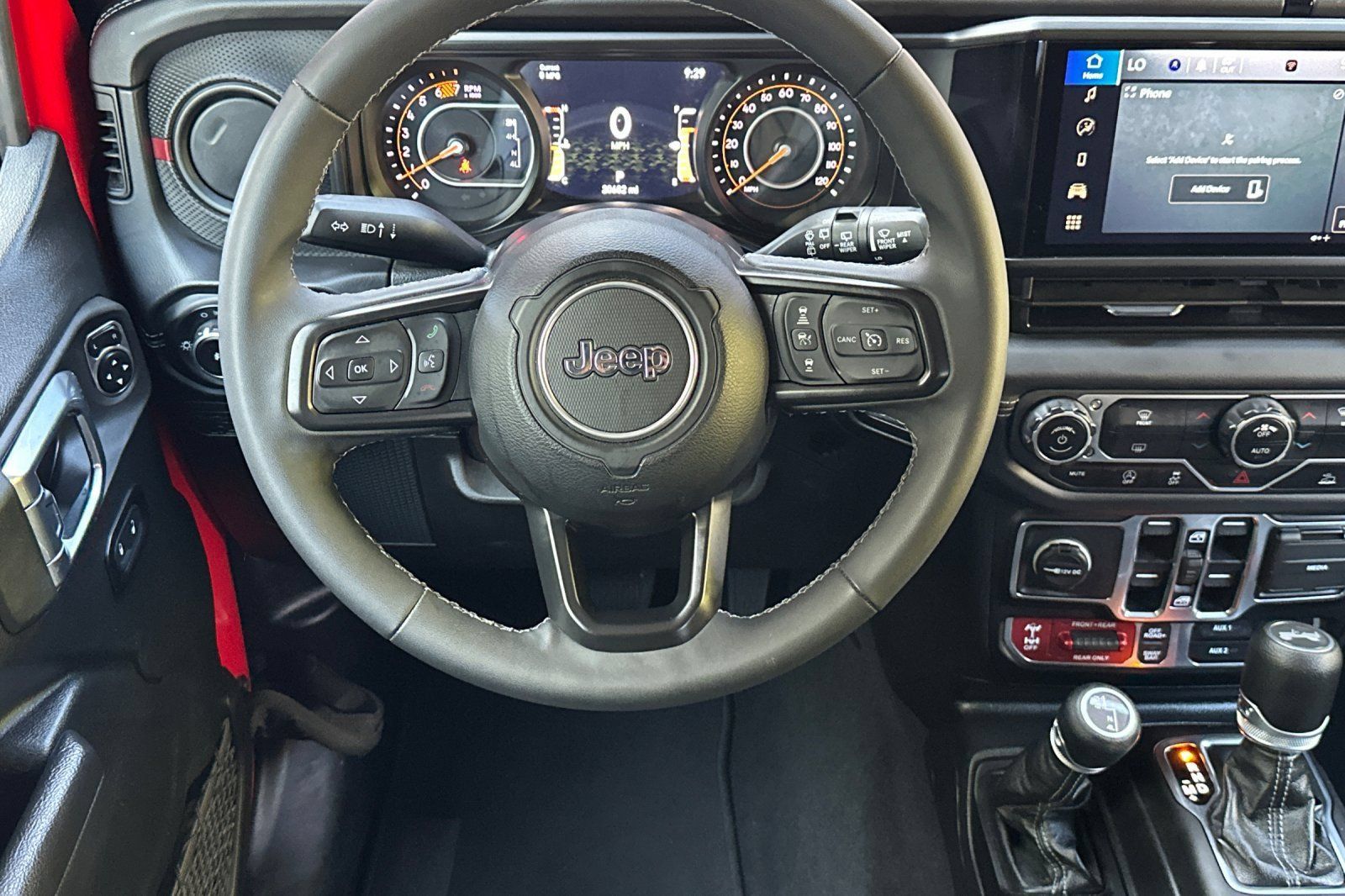 Used 2025 Jeep Wrangler Unlimited Rubicon AWD/4WD image 18
