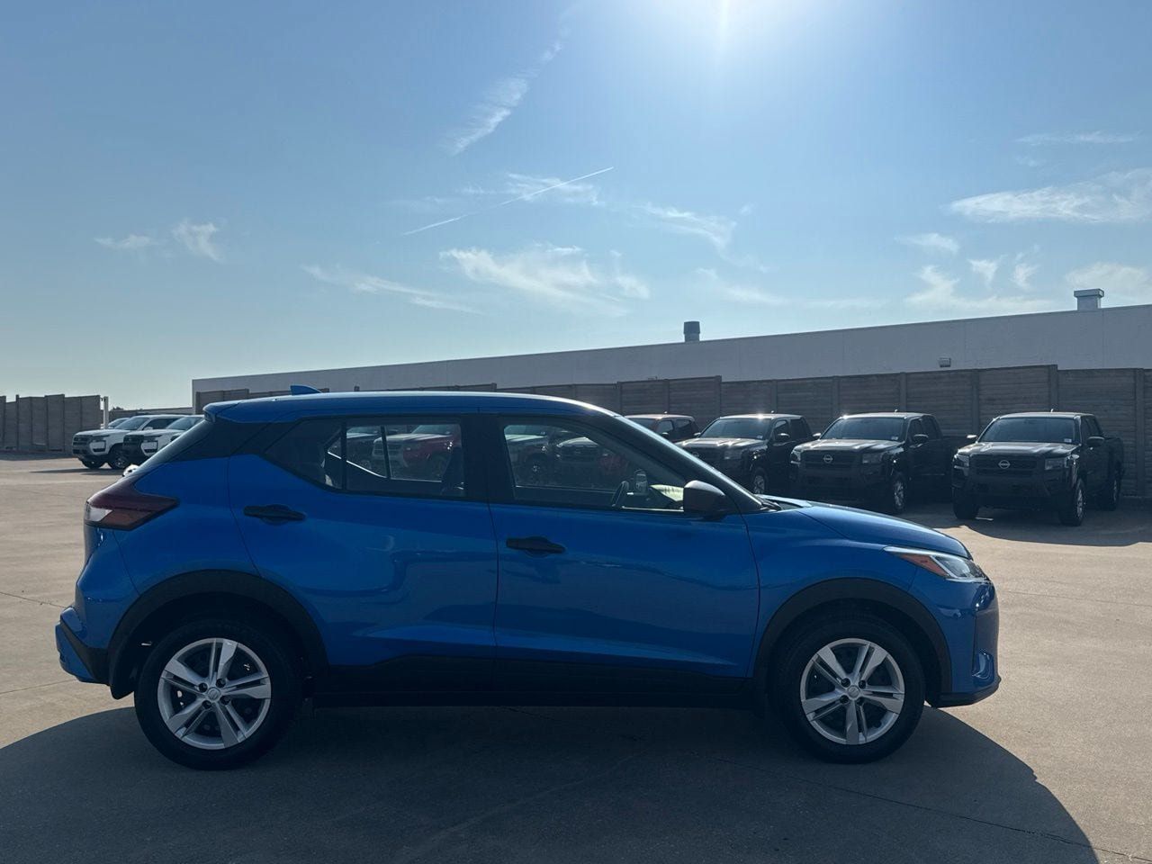 Certified 2025 Nissan Kicks Play S FWD image 25