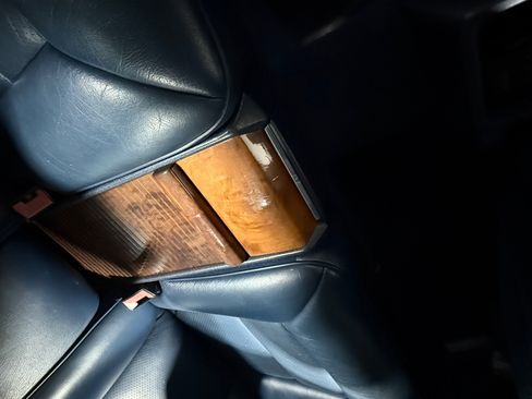 Used 1990 Mercedes-Benz 300 CE Coupe image 46