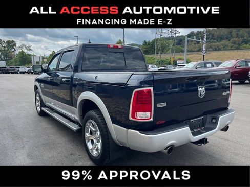 Used 2015 RAM 1500 Laramie w/ Convenience Group image 4