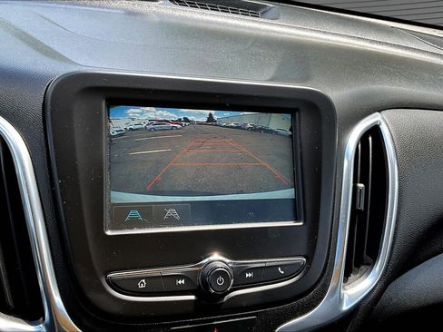 Used 2018 Chevrolet Equinox LT AWD/4WD image 9