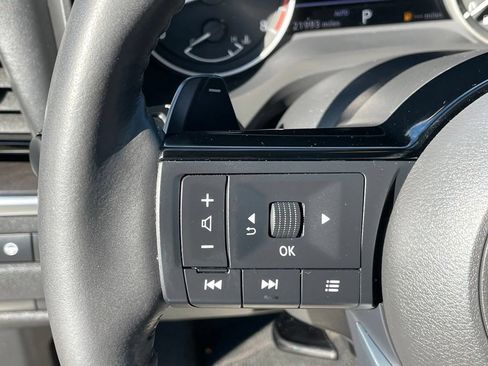 Certified 2023 Nissan Rogue SL w/ SL Premium Package AWD/4WD image 17