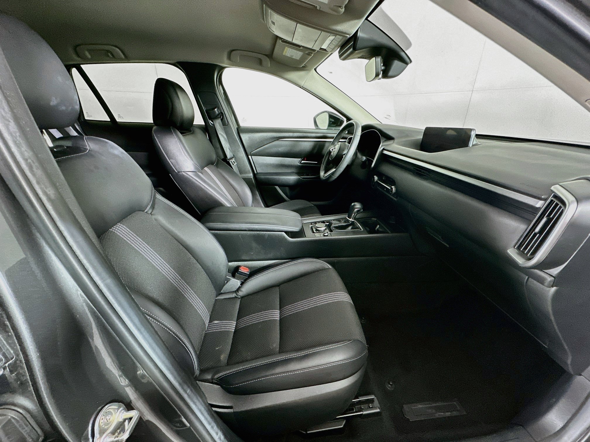 Used 2024 MAZDA CX-50 AWD 2.5 S w/ Cargo Package image 31