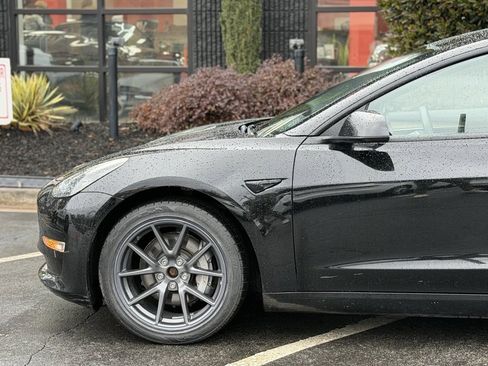 Used 2022 Tesla Model 3 Long Range image 10