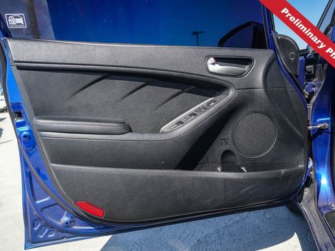 Used 2017 Kia Forte LX FWD image 16