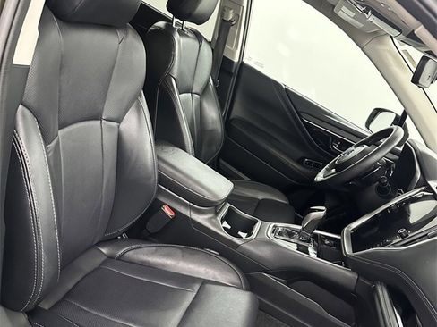 Used 2023 Subaru Outback Limited image 37