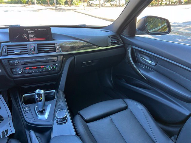 Used 2015 BMW 320i xDrive Sedan AWD/4WD image 24