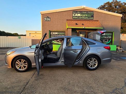 Used 2016 Hyundai Sonata SE FWD image 41