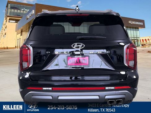 Used 2025 Hyundai Palisade Limited image 8