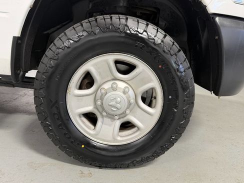 Used 2015 RAM 3500 Tradesman w/ Power & Remote Entry Group image 2