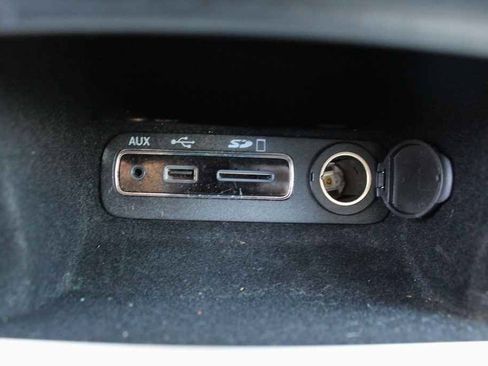 Used 2015 Jeep Grand Cherokee Limited AWD/4WD image 25
