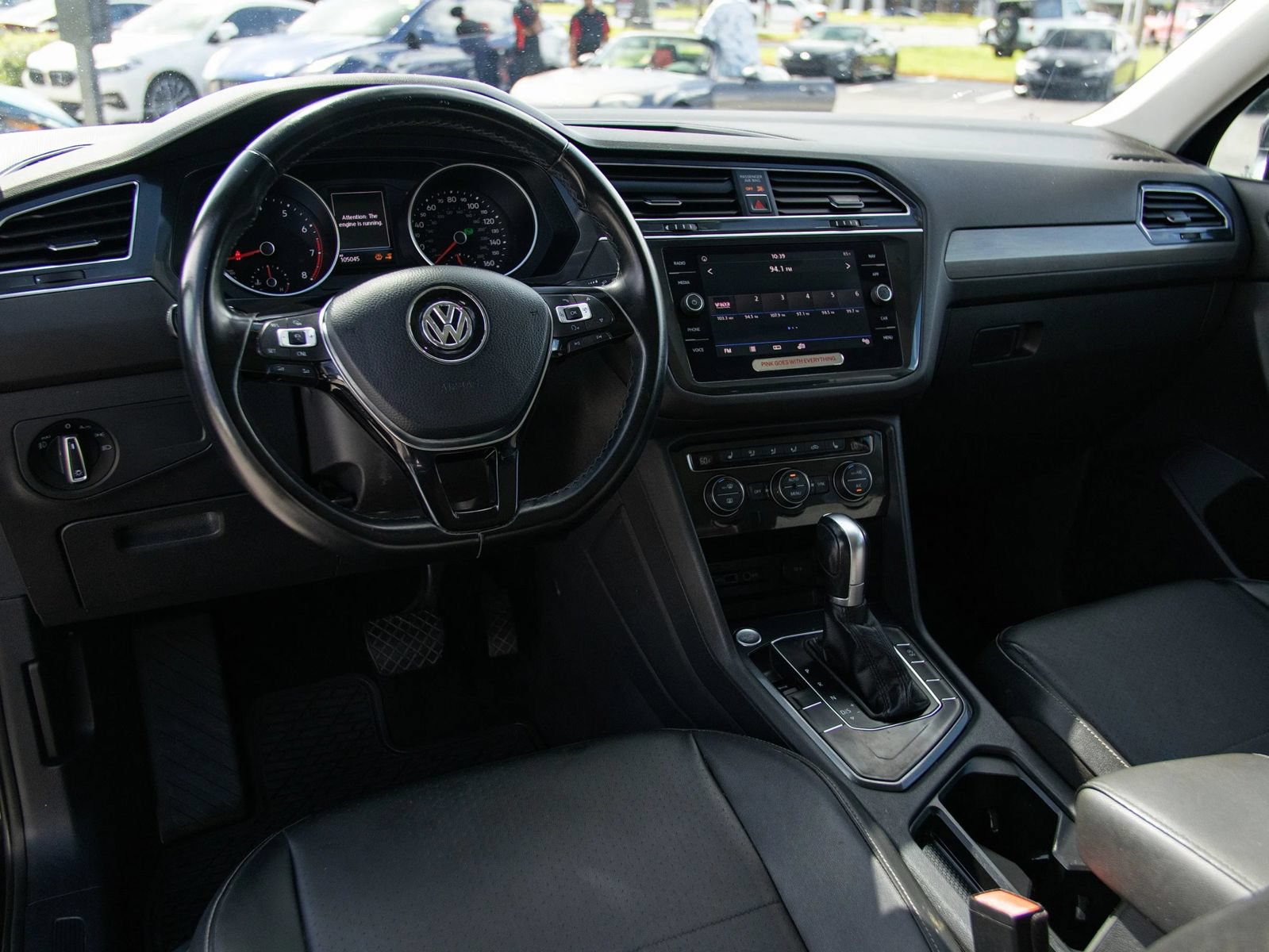 Used 2018 Volkswagen Tiguan SEL FWD image 16