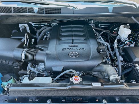 Used 2020 Toyota Tundra Limited AWD/4WD image 32