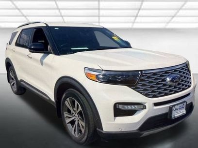 Used 2020 Ford Explorer Platinum w/ Premium Technology Package