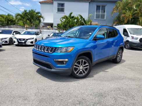Used 2017 Jeep Compass Latitude image 27