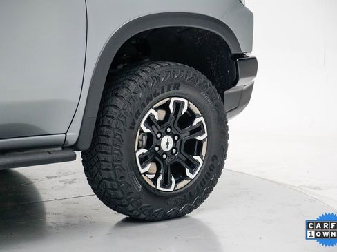 Used 2023 Chevrolet Silverado 1500 ZR2 w/ Technology Package image 24
