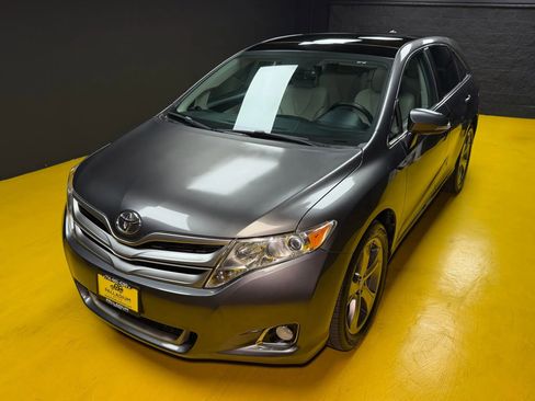 Used 2014 Toyota Venza XLE image 56