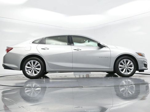 Used 2020 Chevrolet Malibu LT w/ Leather Package FWD image 48
