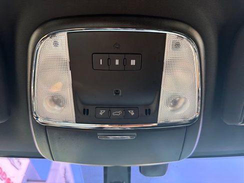 Used 2021 Jeep Grand Cherokee Laredo X AWD/4WD image 25
