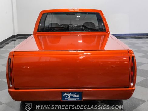 Used 1992 Chevrolet Silverado 1500 2WD Regular Cab image 33