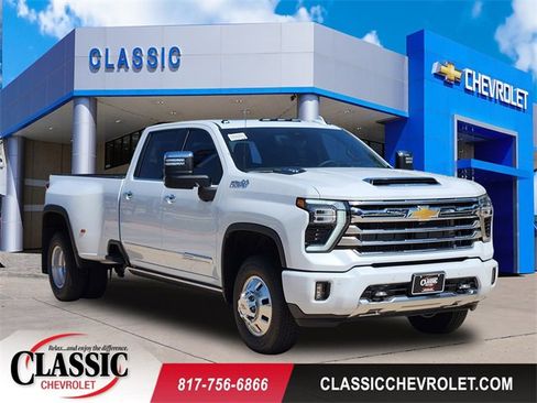 New 2026 Chevrolet Silverado 3500 High Country w/ High Country Premium Package AWD/4WD image 1