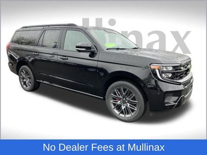 New 2025 Ford Expedition Max Platinum w/ Stealth Performance Package