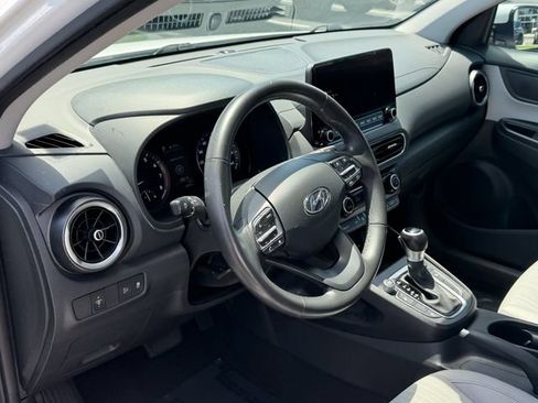 Used 2023 Hyundai Kona SEL w/ Convenience Package FWD image 12