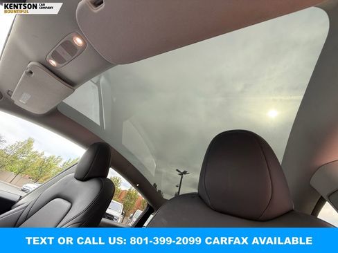 Used 2024 Tesla Model Y Long Range AWD/4WD image 31