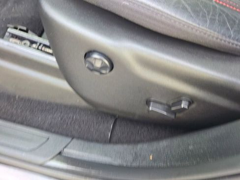 Used 2024 Dodge Durango GT image 23