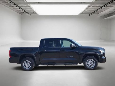Used 2024 Toyota Tundra SR5 AWD/4WD image 7