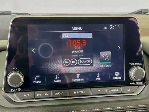 Used 2022 Nissan Rogue SV image 32