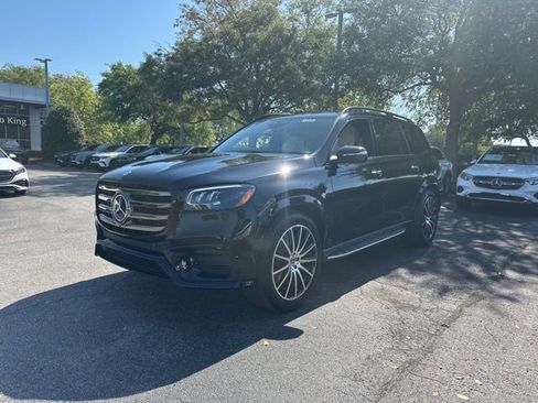 New 2026 Mercedes-Benz GLS 450 4MATIC image 2