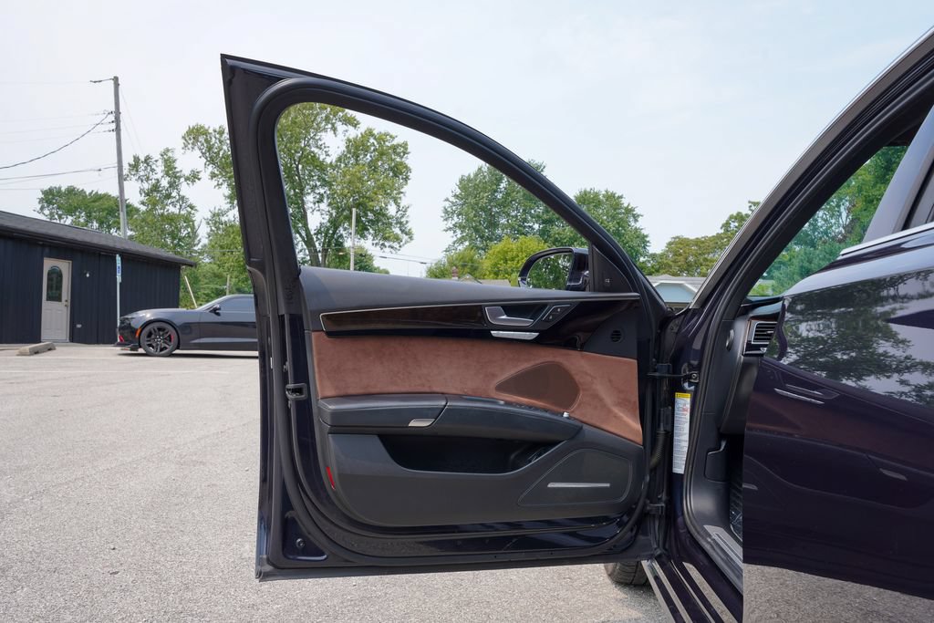 Used 2017 Audi A8 L 3.0T AWD/4WD image 35