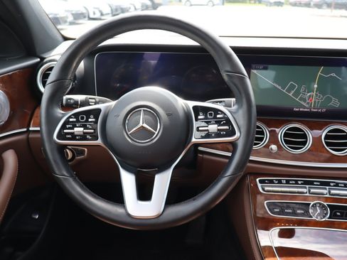 Used 2020 Mercedes-Benz E 450 4MATIC Wagon image 9