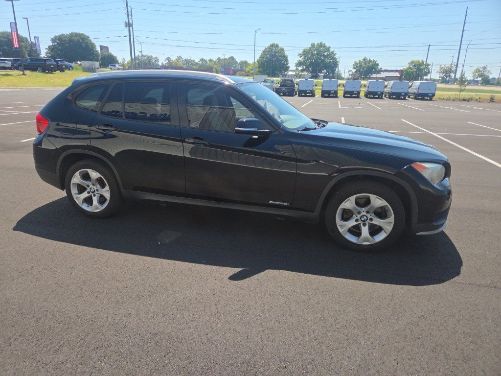Used 2015 BMW X1 sDrive28i RWD image 16