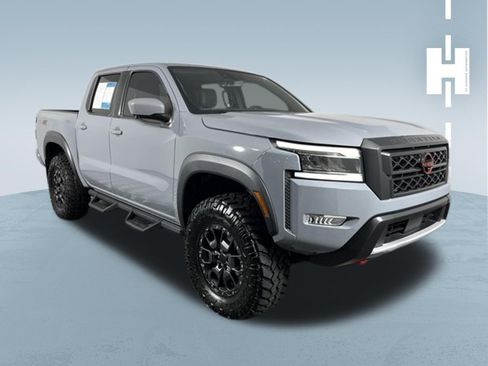 Used 2023 Nissan Frontier PRO-4X w/ Pro-4X Premium Package AWD/4WD image 1