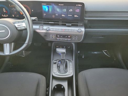 Used 2024 Hyundai Kona SEL image 15