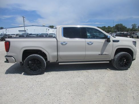 New 2026 GMC Sierra 1500 Denali Ultimate AWD/4WD image 3