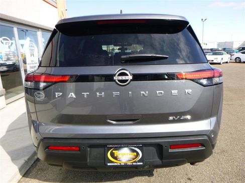 Used 2024 Nissan Pathfinder SV image 20