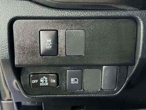 Certified 2023 Toyota Tacoma SR5 image 10