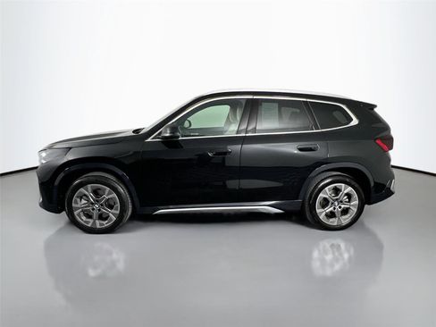 Used 2025 BMW X1 xDrive28i w/ Convenience Package image 3