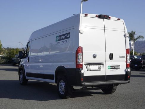Used 2025 RAM ProMaster 2500 w/ Convenience Group FWD image 6
